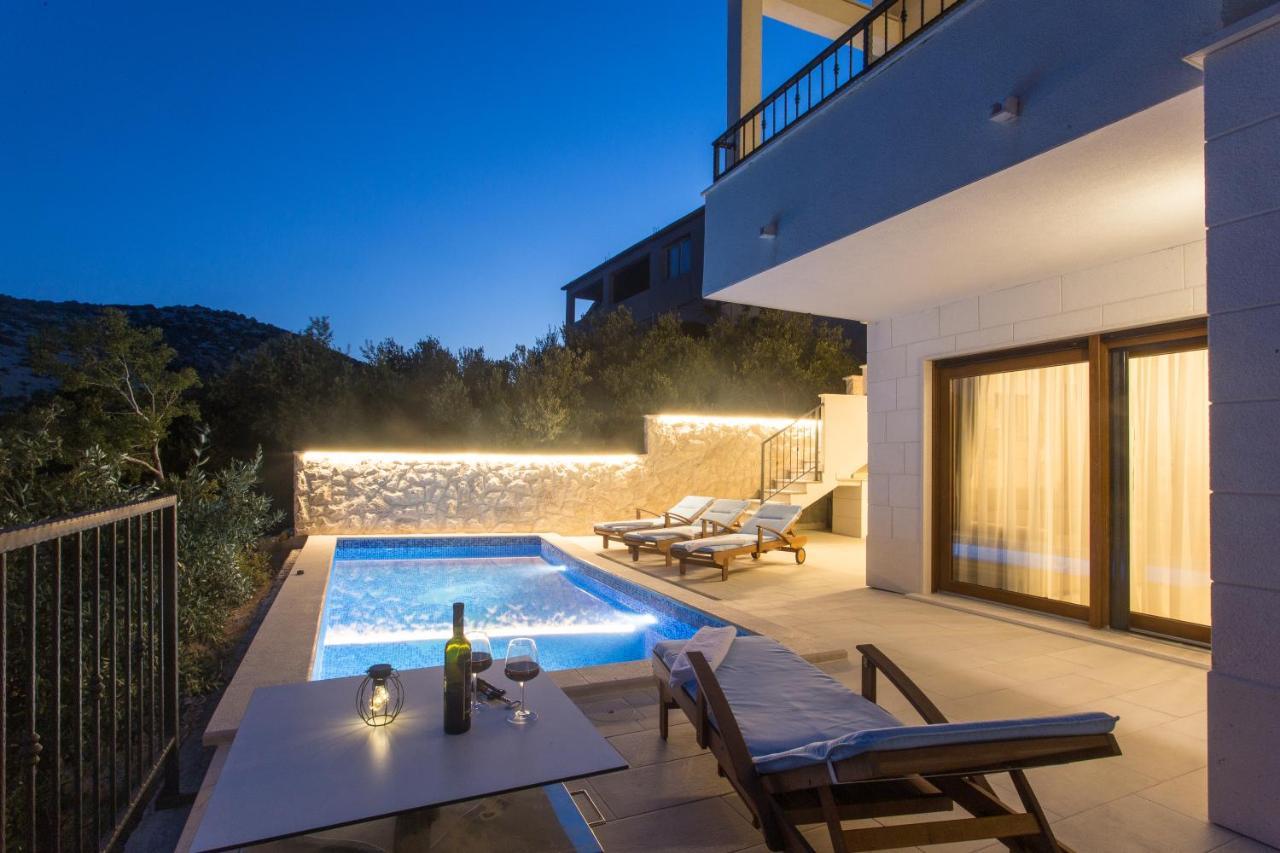 Villa Maestral Vinisce