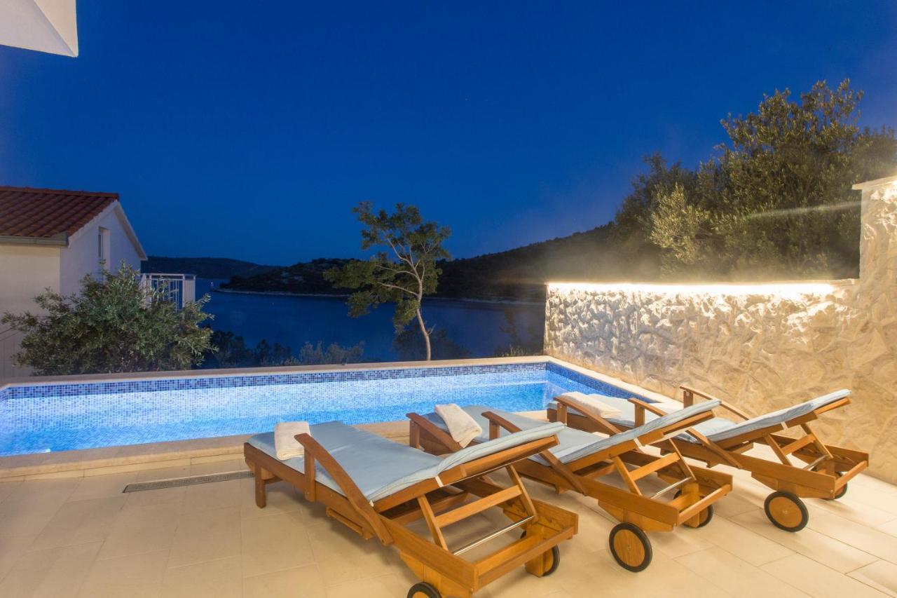 Villa Maestral Vinisce
