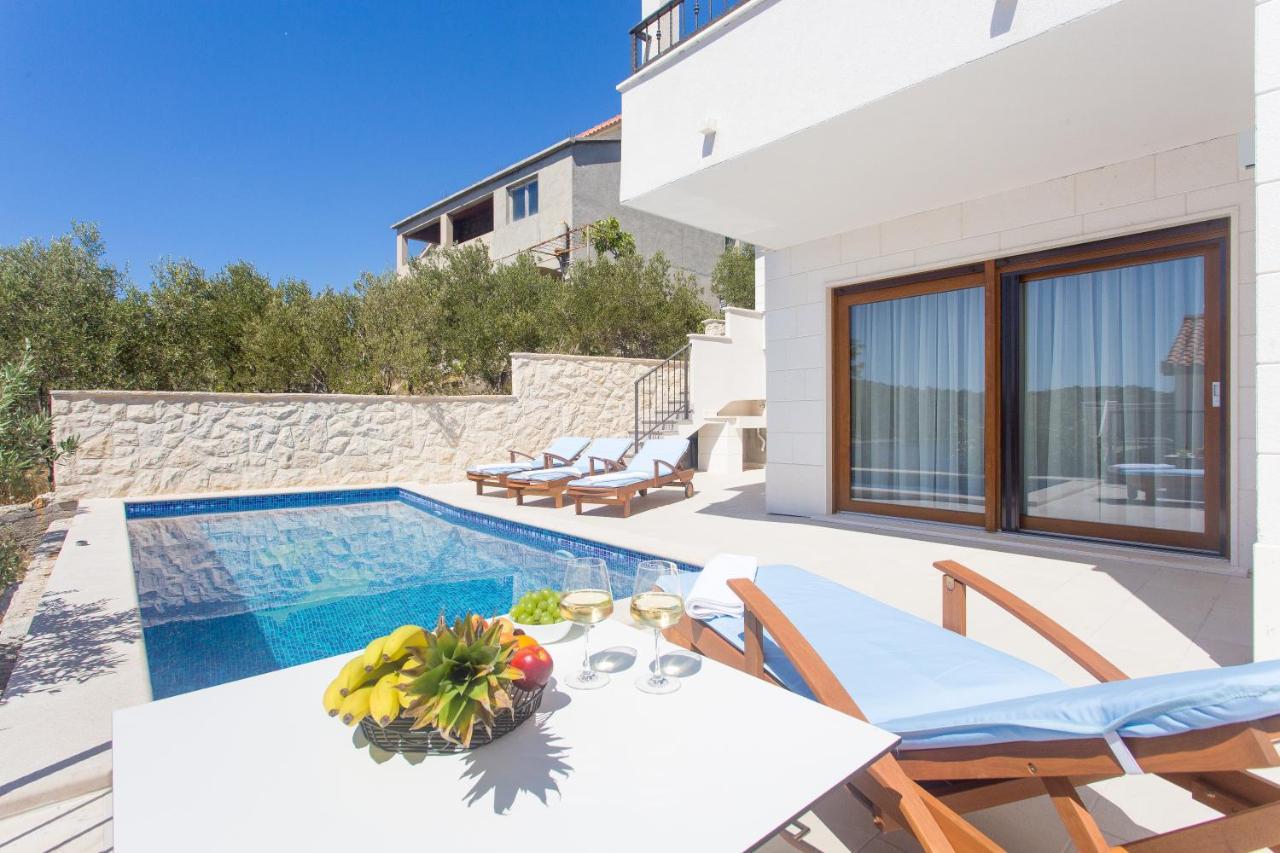 Villa Maestral