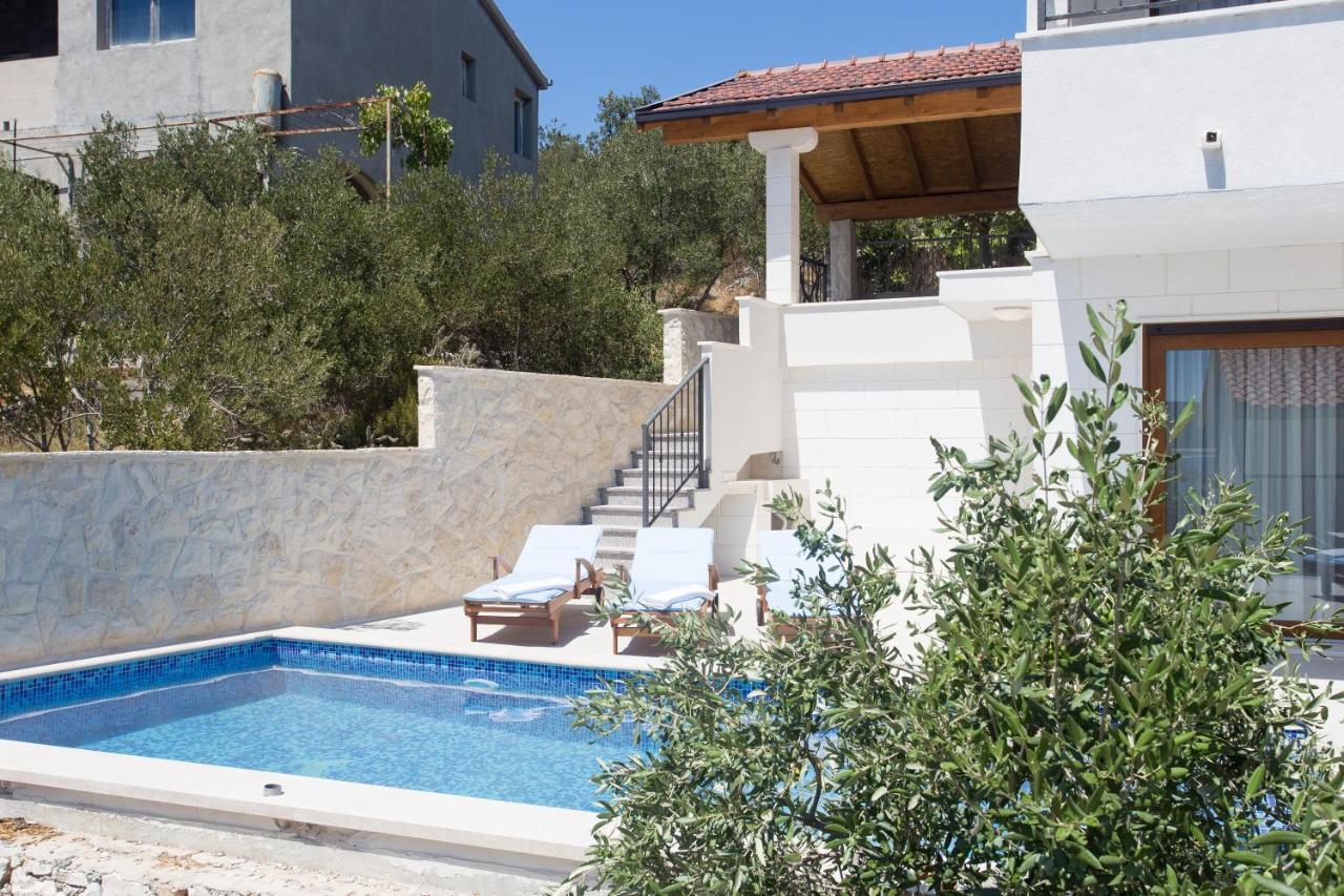 Villa Maestral